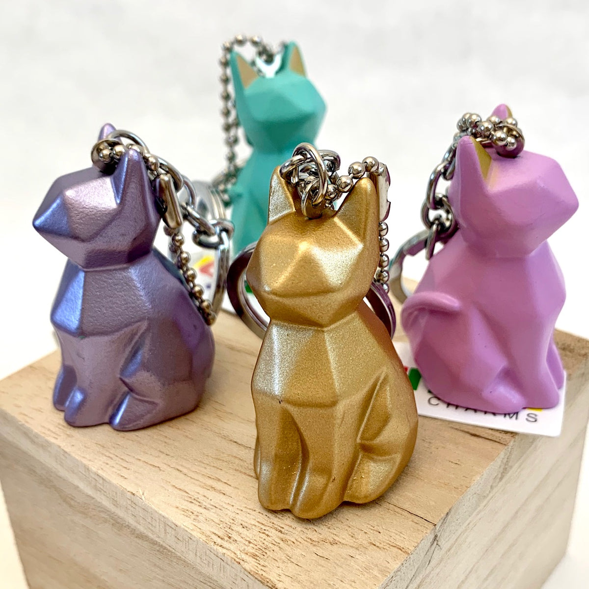 12021 MANEKI LUCKY CAT CHARM-12